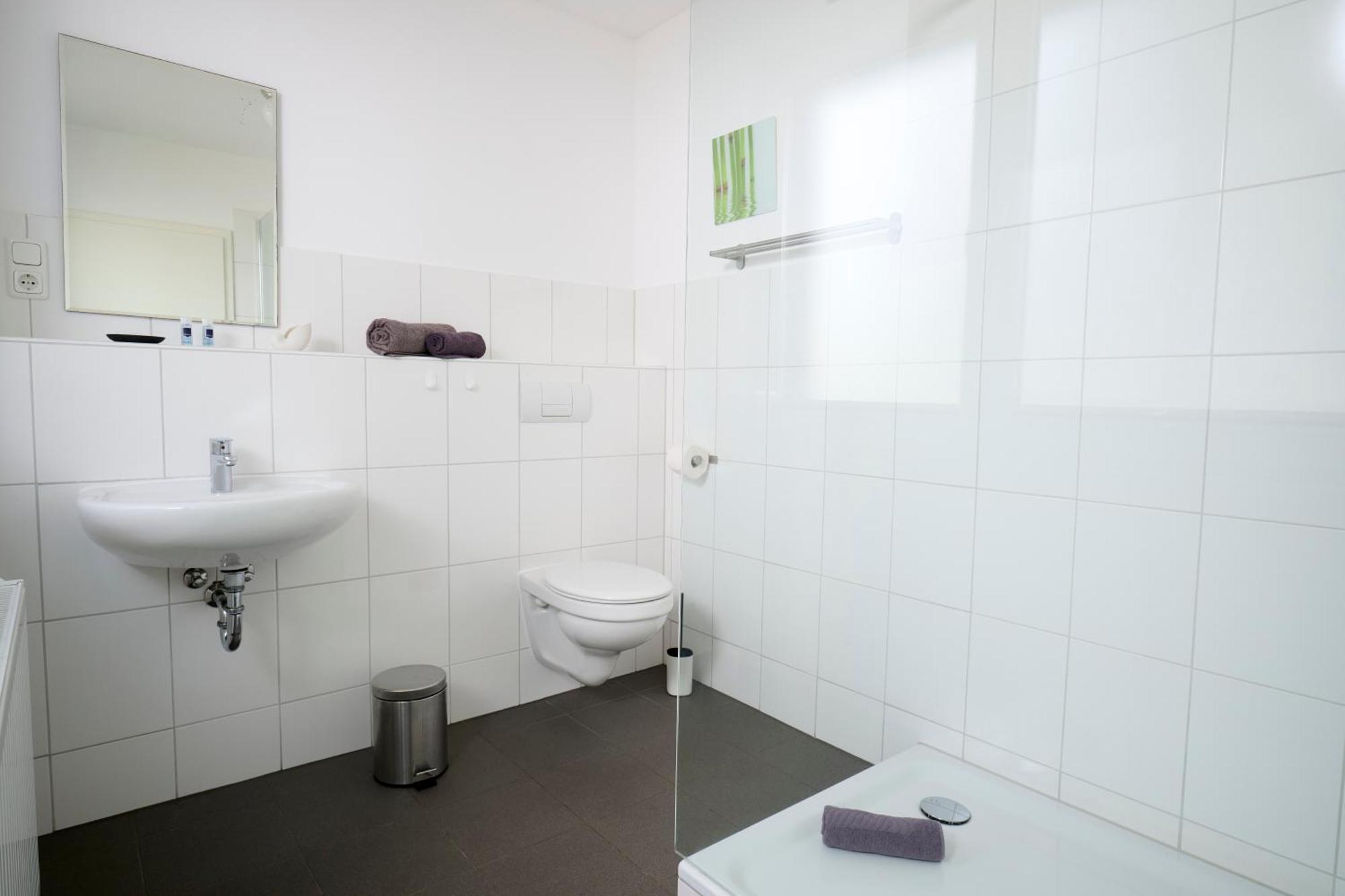 Shipyard Guesthouse Gaestehaus Fuer Geschaeftsreisende Und Monteure An Der Elsflether Werft Und Trainingcenter Heinemann Solutions Gmbh 외부 사진